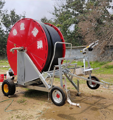 560*435*264 Machine d'irrigation agricole avec bobine de tuyau de pulvérisation métallique