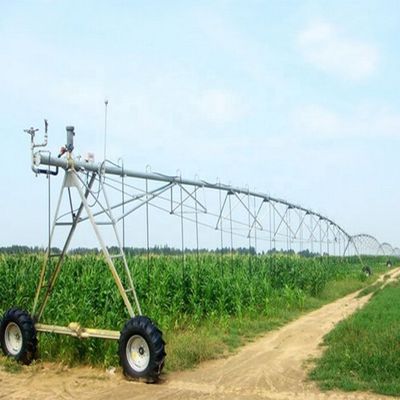 2023 Réglage par mouvements latéraux Rigidité élevée 3800 KG Système d'irrigation pivot central pour moteurs automatiques