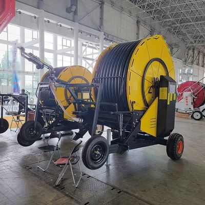 Système d'irrigation à rouleaux de tuyau pour l'agriculture durable