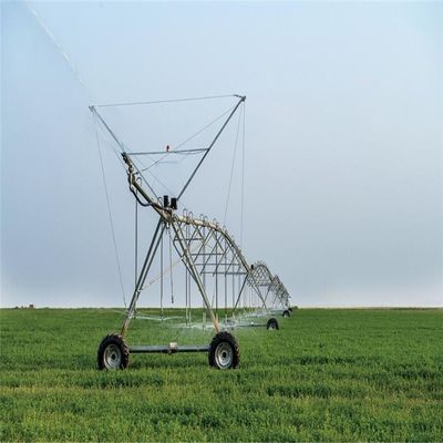 Centres agricoles alimentés à l'énergie solaire Centre pivot d'irrigation