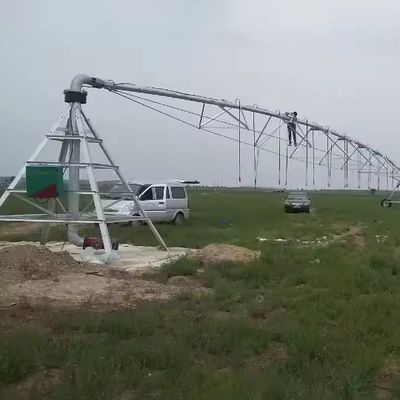 Le centre solaire pivot automatique Le système d'irrigation fiable