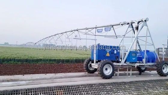 2024 Système d'irrigation de jardin automatique à mouvement linéaire latéral très populaire avec deux/quatre roues et télécommande