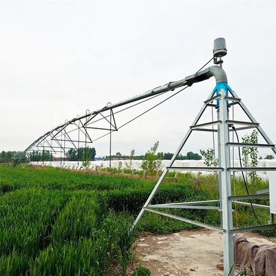 Arrosage avec pivot central avec surveillance à distance et construction en métal