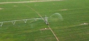 Système d'irrigation avec centre d'économie d'eau de 30 pouces de diamètre, aspergeur pivot et moteur