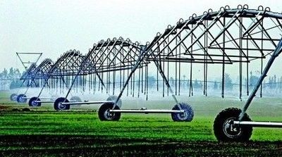 Système d'irrigation avec centre d'économie d'eau de 30 pouces de diamètre, aspergeur pivot et moteur