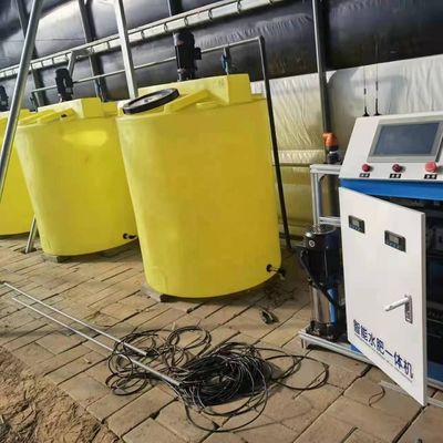 Machine d'intégration intelligente d'eau et d'engrais personnalisée pour le système d'irrigation par goutte à goutte en plastique dans l'agriculture moderne