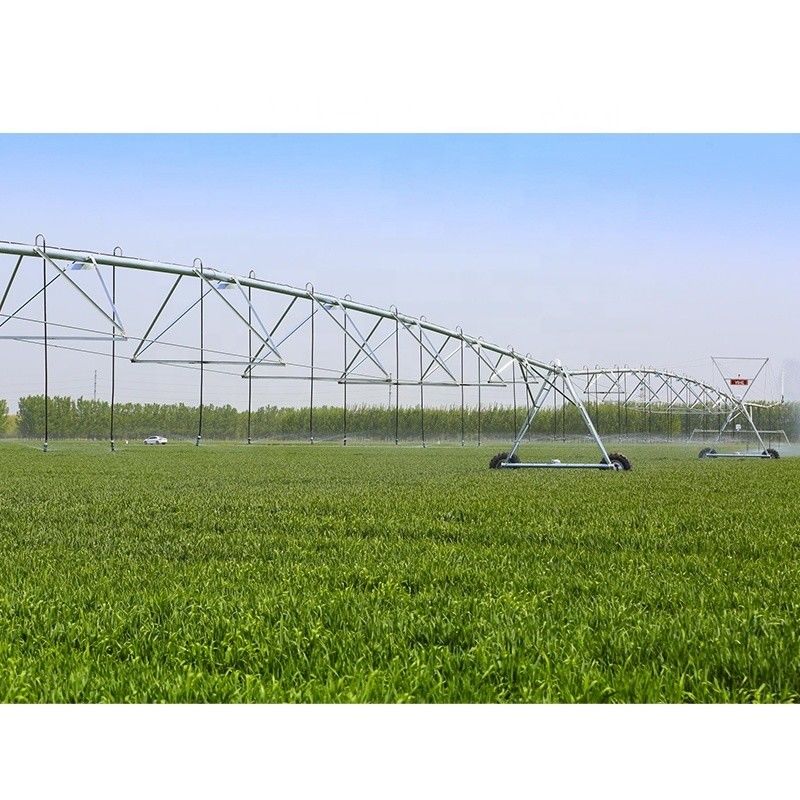 Système d'irrigation pivot de surveillance à distance Faible consommation d'énergie 25-250 acres Sprinkleurs métalliques faciles à utiliser