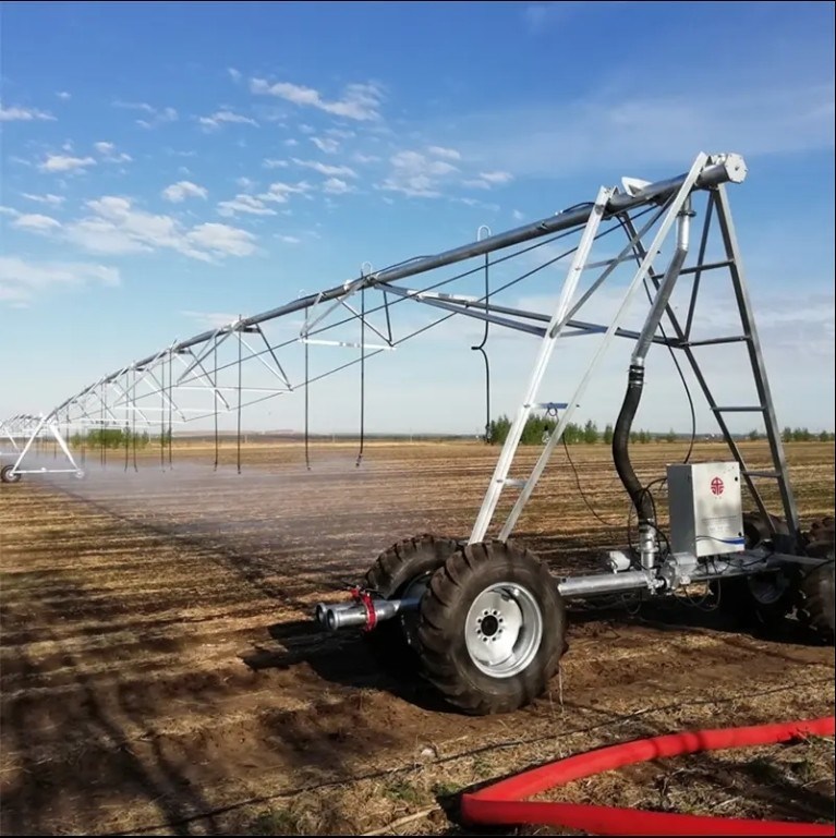 Grande ferme avancée numérique métal linéaire mouvement système d'irrigation composants de base avec moteur et boîte de vitesses 2354 pouces de diamètre