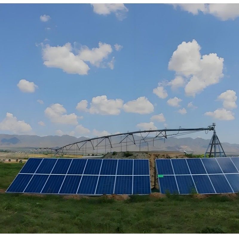 168 cm de diamètre Pompes au noyau alimentées par l'énergie solaire Centre moteur Système d'irrigation pivot pour la ferme agricole et la ferme de pommes de terre
